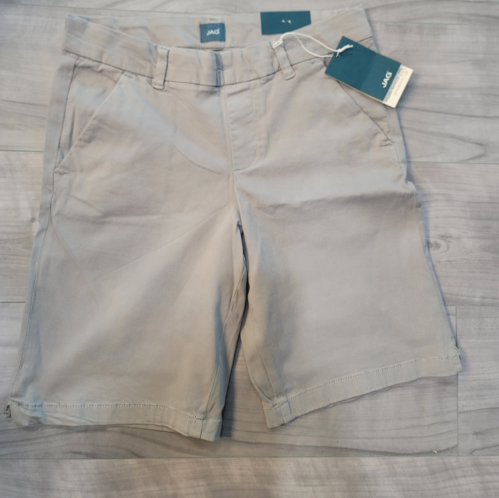 Jag mid rise bermuda